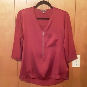 Vince Camuto maroon zipper blouse size PM